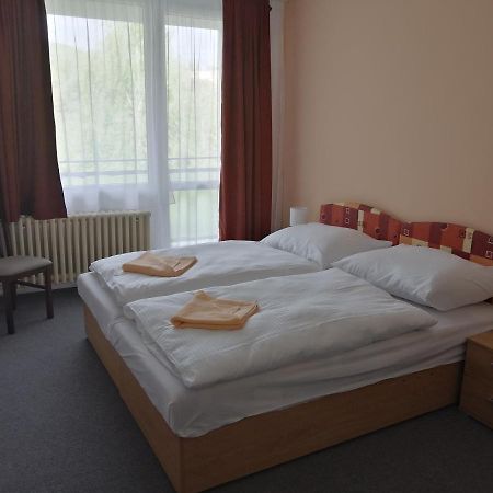 Penzion Institut Kosice Luaran gambar