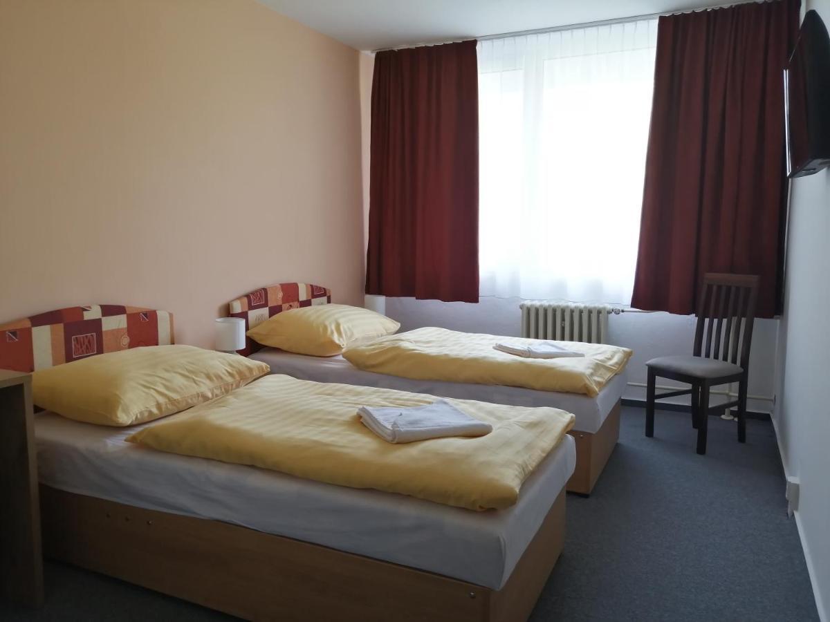 Penzion Institut Kosice Luaran gambar